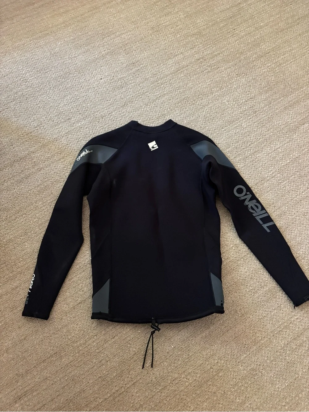 O'Neill Men's Black Long-Sleeve Rash Guard with Subtle Gray Logo